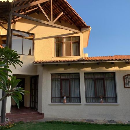 Apartamento Con Jardin Кочабамба Экстерьер фото