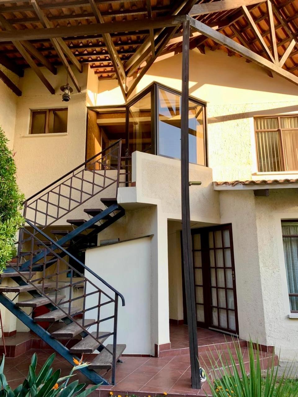 Apartamento Con Jardin Кочабамба Экстерьер фото